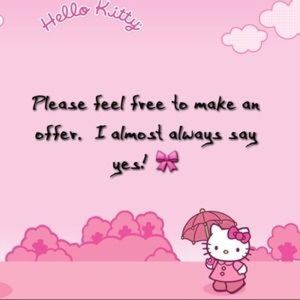 Offers!  Need loving home for items! Will bundle😇