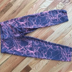 Calvin Klein workout Capris