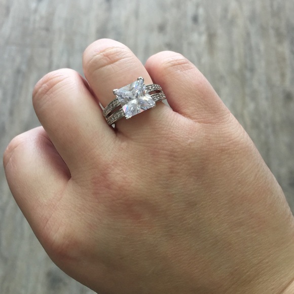 🆕 7.4ct Large Princess Engagement Ring - Picture 4 of 4