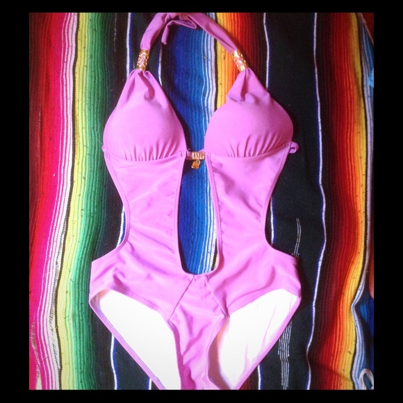 Monokini, bikini, one piece, bathing suit