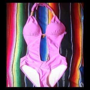 Monokini, bikini, one piece, bathing suit