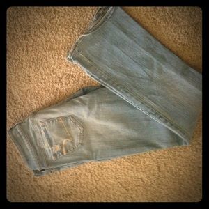 American Eagle. Size 2 regular.