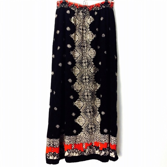 Maxi skirt