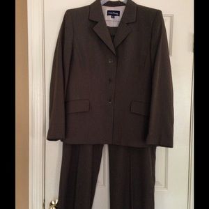 Evan-Picone pantsuit