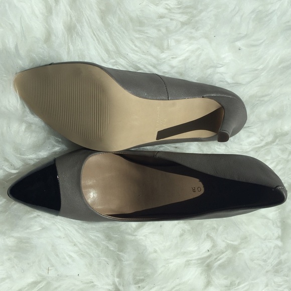 🚫 Sold New Ann Taylor Cap Toe Pumps - Picture 3 of 4