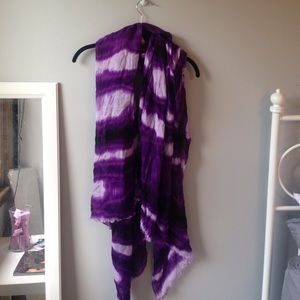 Purple/white Calvin Klein scarf NEW