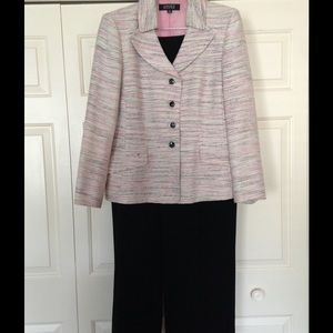 Kasper pantsuit SOLD in BUNDLE