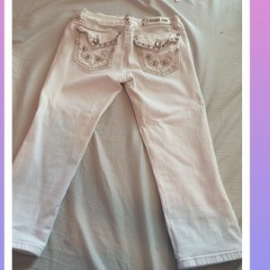 L.A. Idol white capris