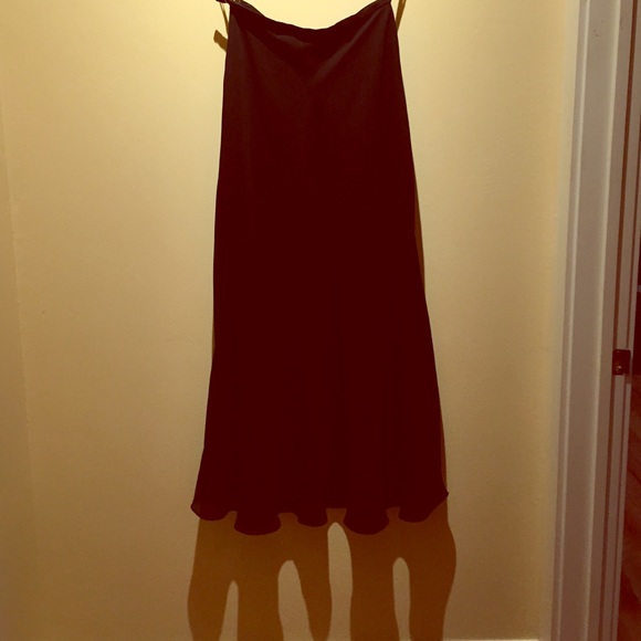 Flowing black skirt
