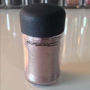MAC Pigment