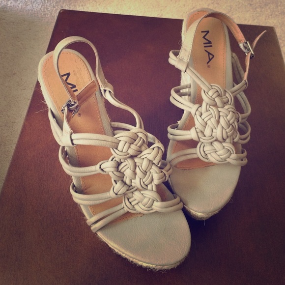 Hemp wedges