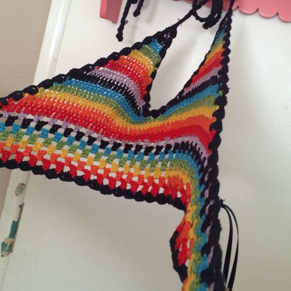 Never worn Cute rainbow crop top!