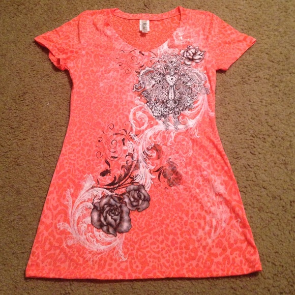 Buckle top