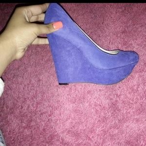 Blue wedges
