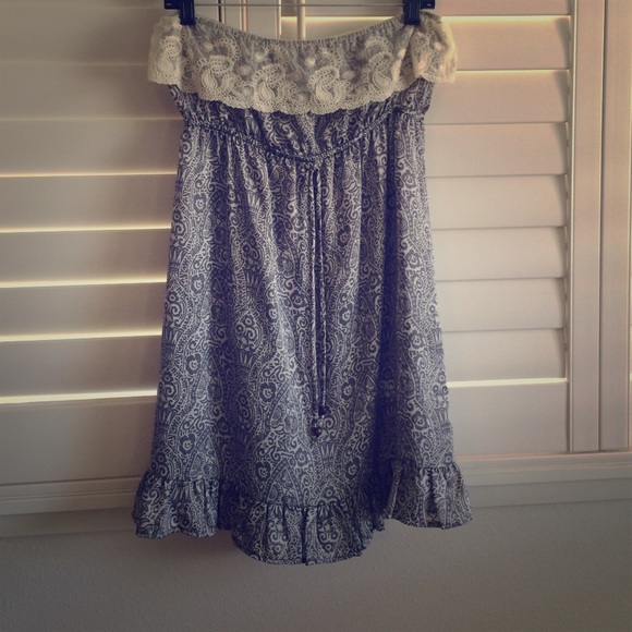 Lace dress