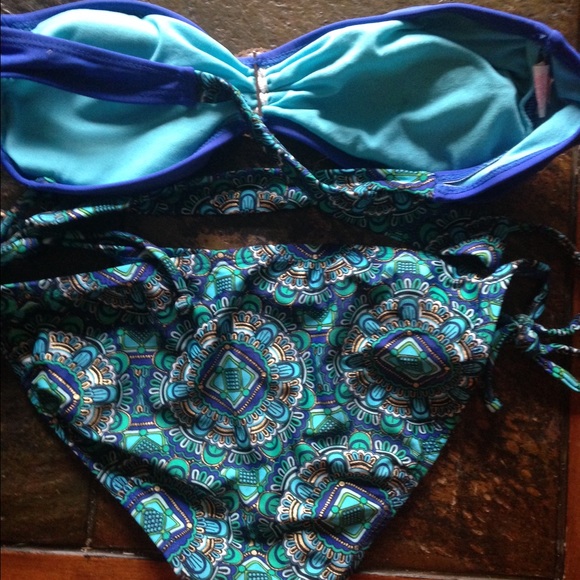 Target bathing suit - Picture 2 of 2