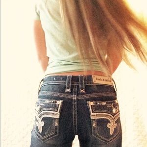 Buckle jeans
