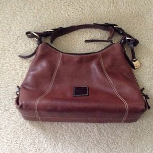 Dooney and bourke leather purse