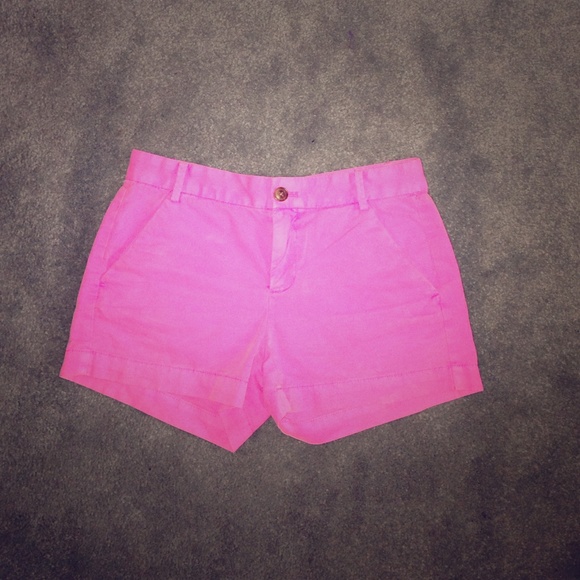 Size 00 sunkissed neon shorts