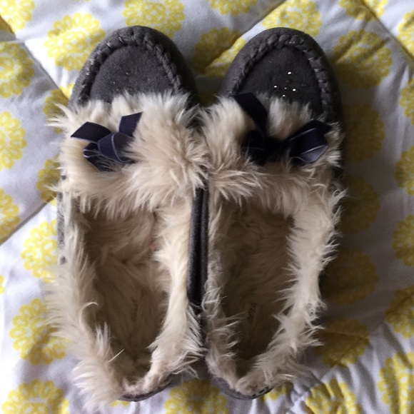 Aerie slippers