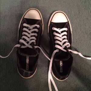 Converse size 5 in mens
