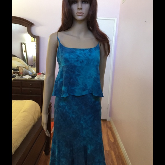 Guess skirt and top - Picture 3 of 3