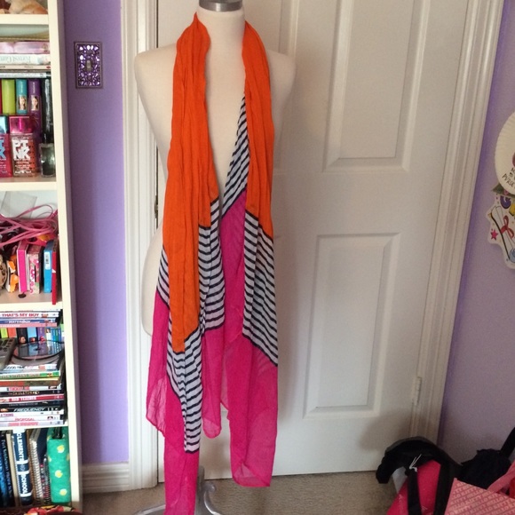 Color Block Scarf - Picture 3 of 3