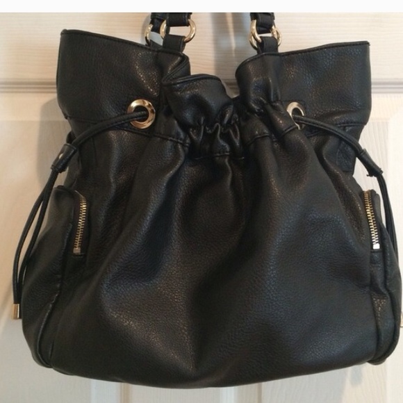 MEDALLION DRAWSTRING BAG - Picture 2 of 4