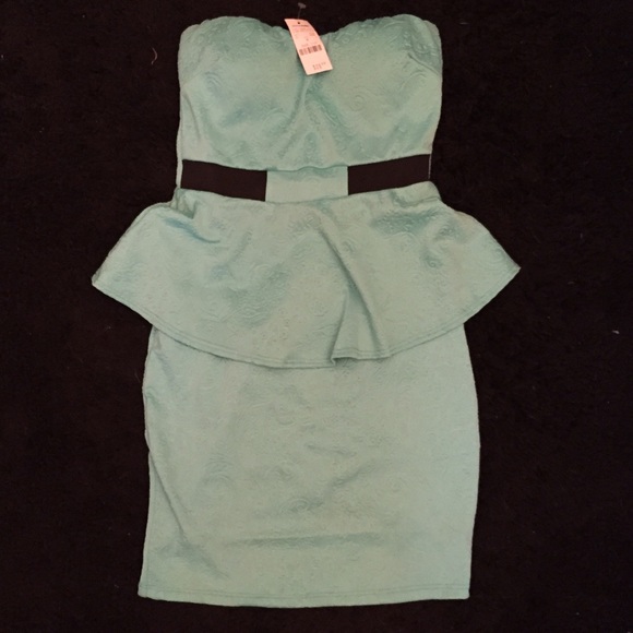 NWT light blue skater bod party strapless dress