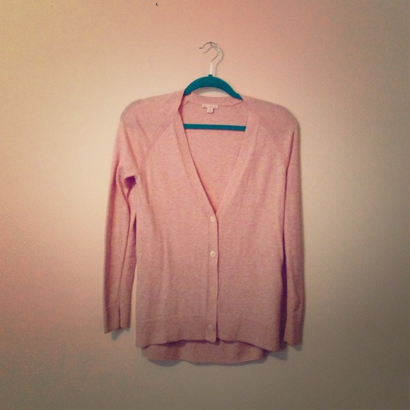 Light pink gap sweater