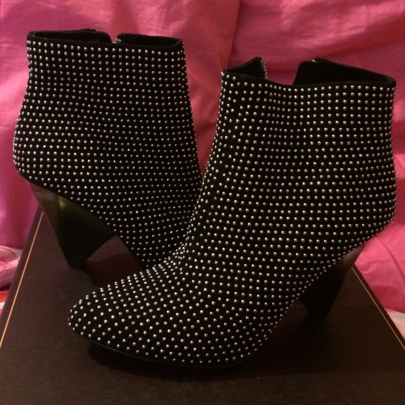 Sexy Edgy Vince Camuto Studded Booties (Vi-galla)