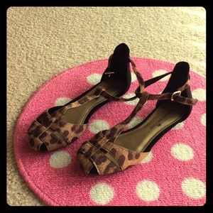 Leopard Print Flats Sandals