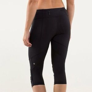 Lululemon Run Pace Crops