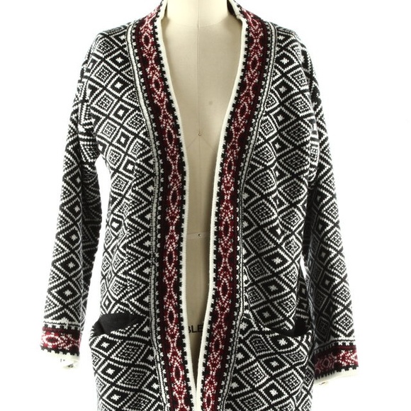 Sweaters - Beautiful Sweater,