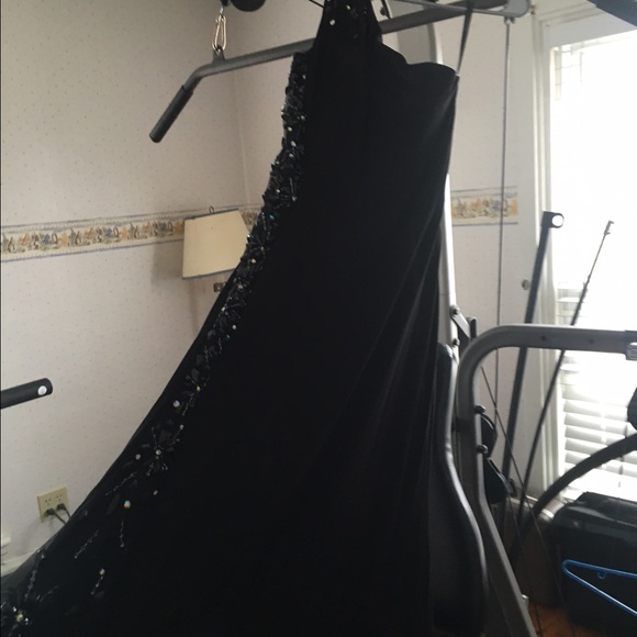 NWT tony bowls black evening gown or prom dress - Picture 2 of 4
