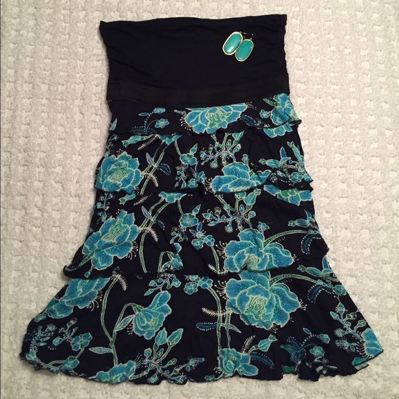 Strapless navy Express dress EUC