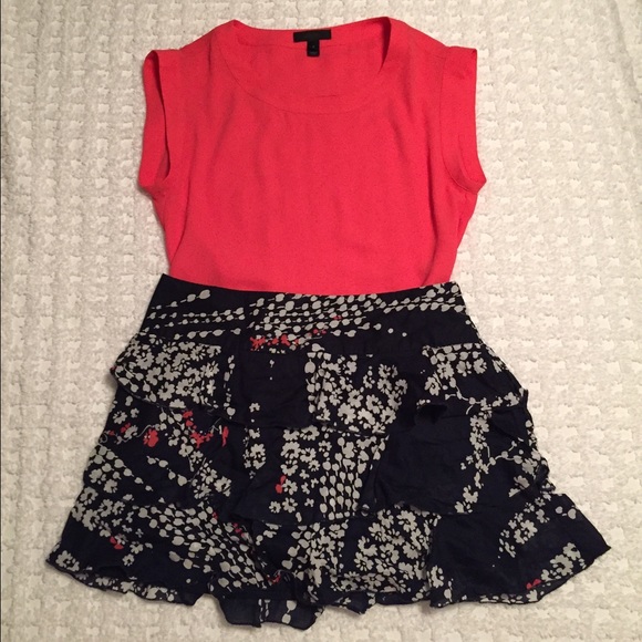 Navy and white Express skirt EUC size 2