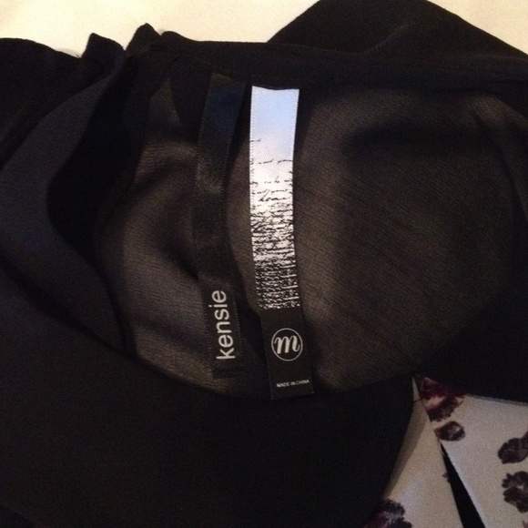 Kensie top - Picture 4 of 4