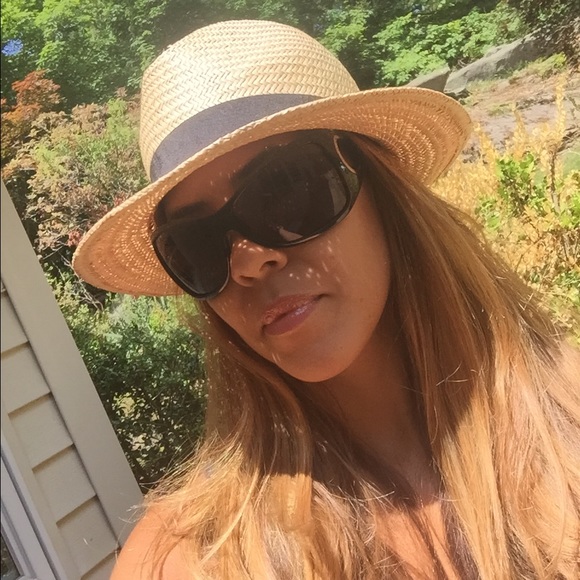 Authentic Marc by Marc Jacobs sunglasses. main image 4