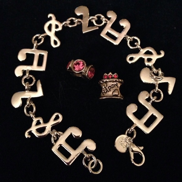 Bracelet and charms for ladyt4dogs