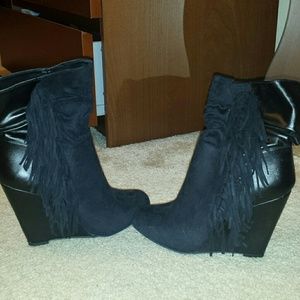 Charlotte russe fringe wedge boots