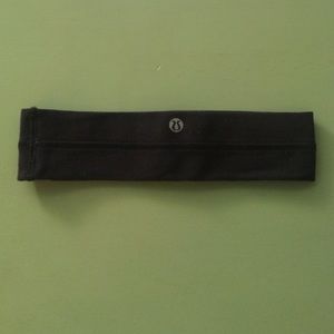 Black lulu lemon head band