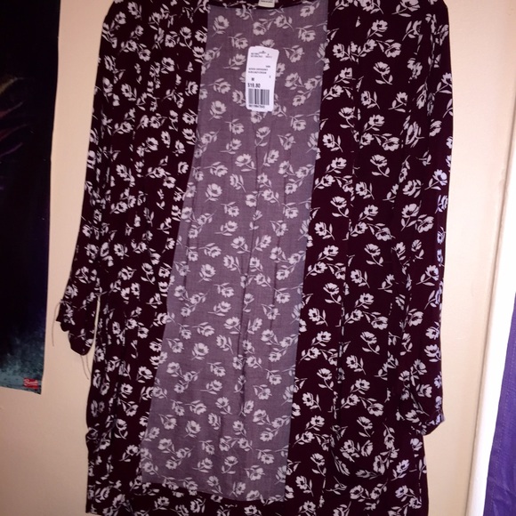 Burgundy floral kimono