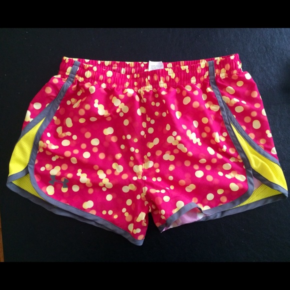 Under Armour Running Shorts - Picture 1 of 1