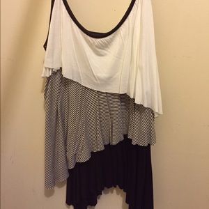 ✨ traded!    Layered/ruffled fashion cami