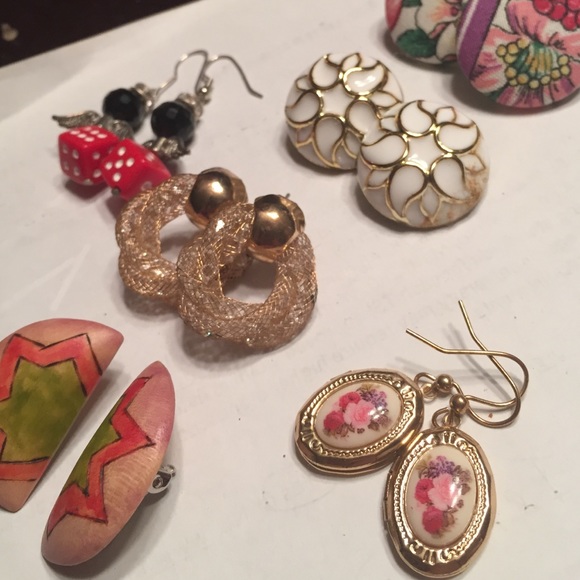 Earring set! - Picture 2 of 2