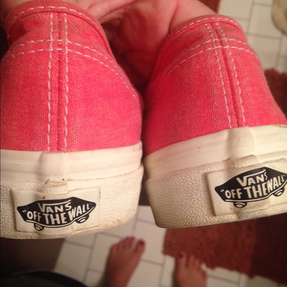 Vans - Picture 3 of 3