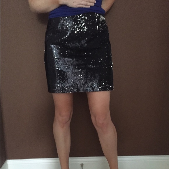 Michael kors black sequin skirt size 6
