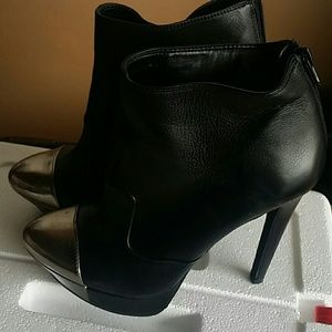 Sexy booties !!