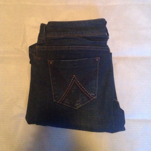 Delia's dark wash skinny jeans